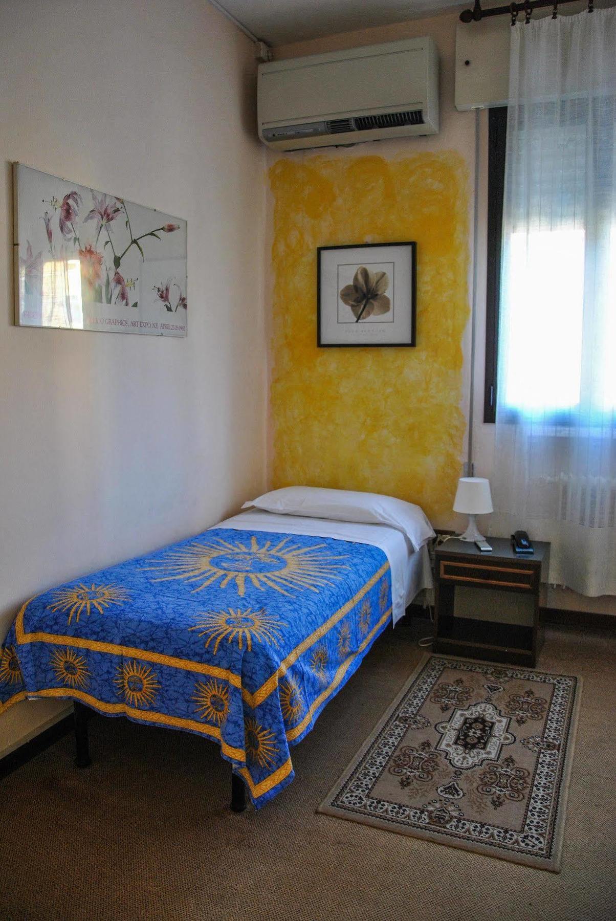 Hotel Alla Fiera Падуя Екстер'єр фото